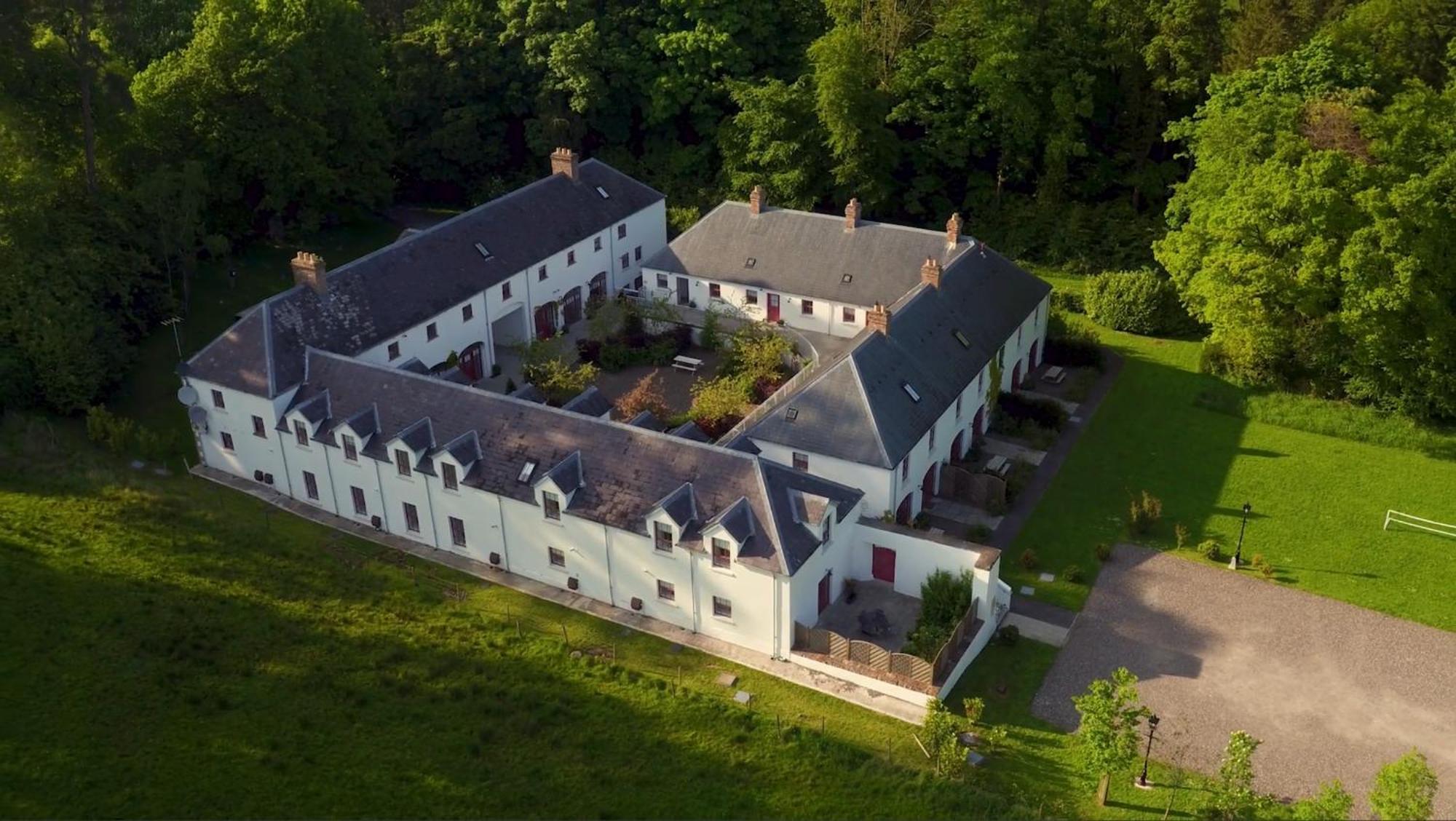 Old Stable Mews Castle Leslie Villa Glaslough Exterior photo